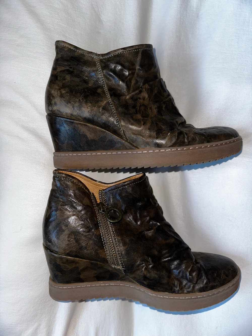 Söfft Shoes Brown Camo Leather Ankle Booties Wedges